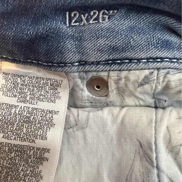 Tommy Bahama Boracay Indigo High Rise Straight Jeans in Mid Blue Wash - Picture 7 of 10
